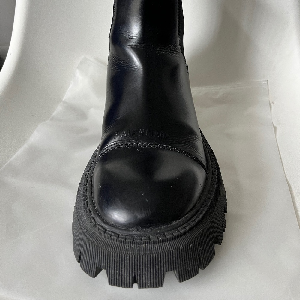 Balenciaga Tractor Boots - Picture 10 of 11